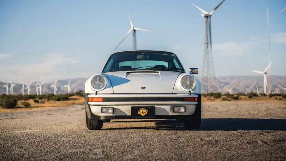 1975 Porsche 911 390 Turbo

Photo: James Lipman