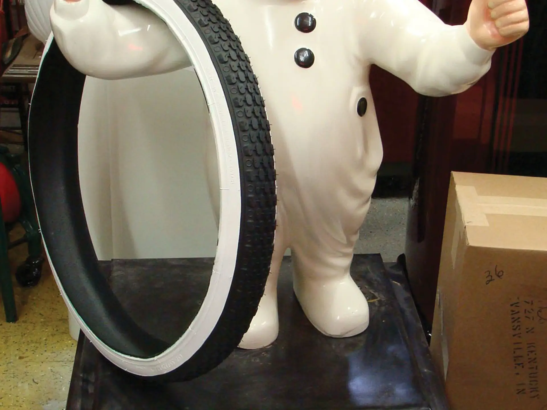 Rotating Fisk Tire Boy | Auburn Fall 2014 | RM Sotheby's