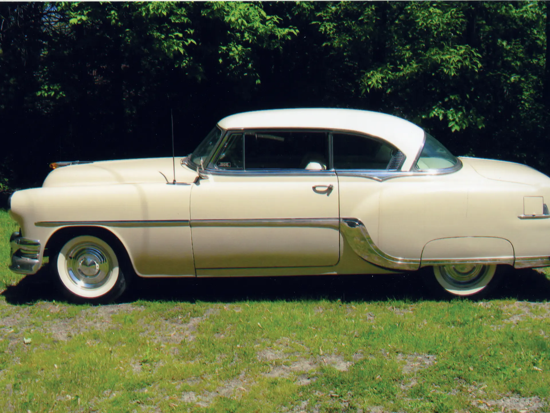 1954 Pontiac Chieftain Deluxe Eight Catalina Two-Door Hardtop | Vintage ...