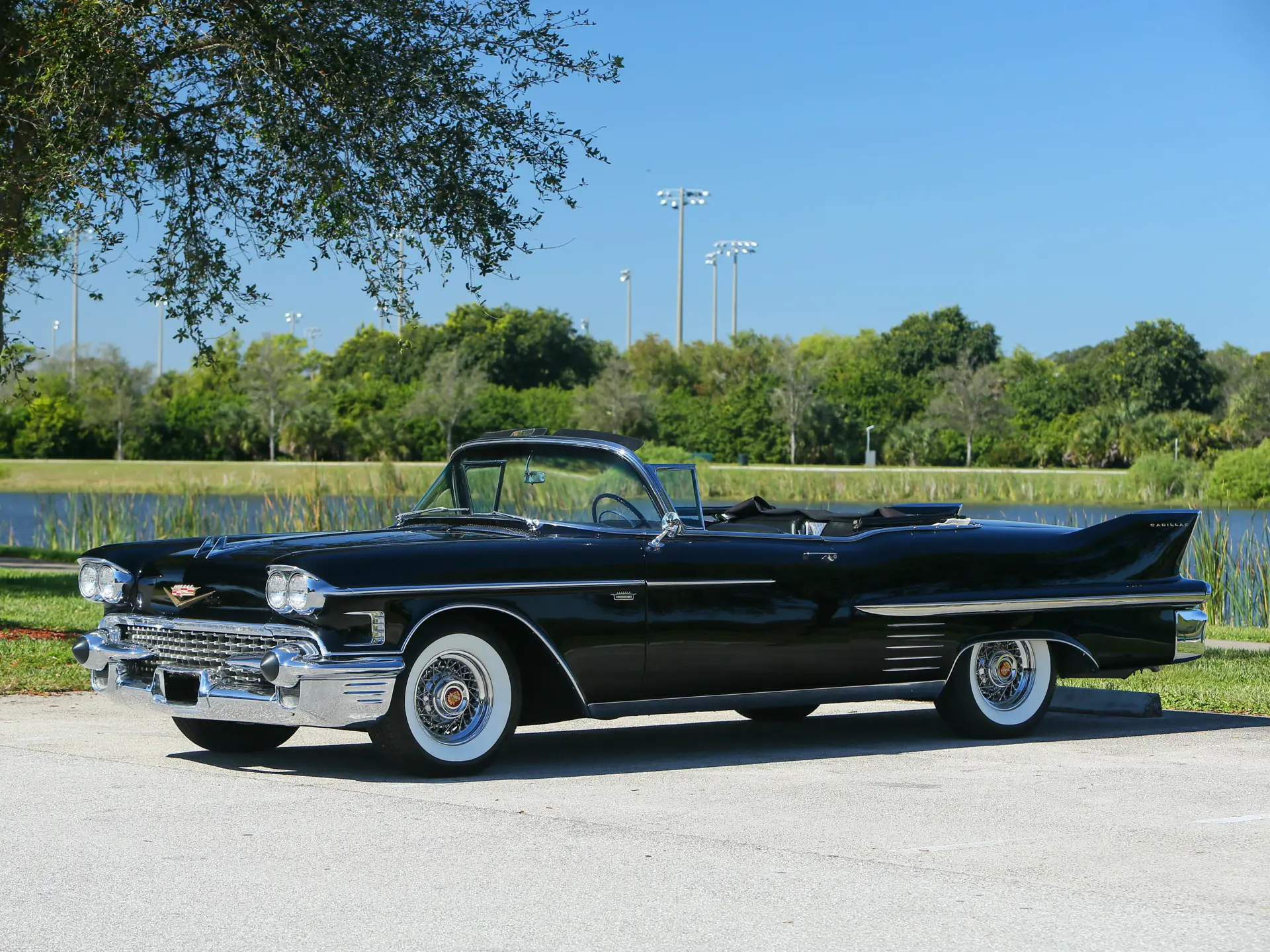 Fascinating 1958 Cadillac Series 62 Convertible Photos