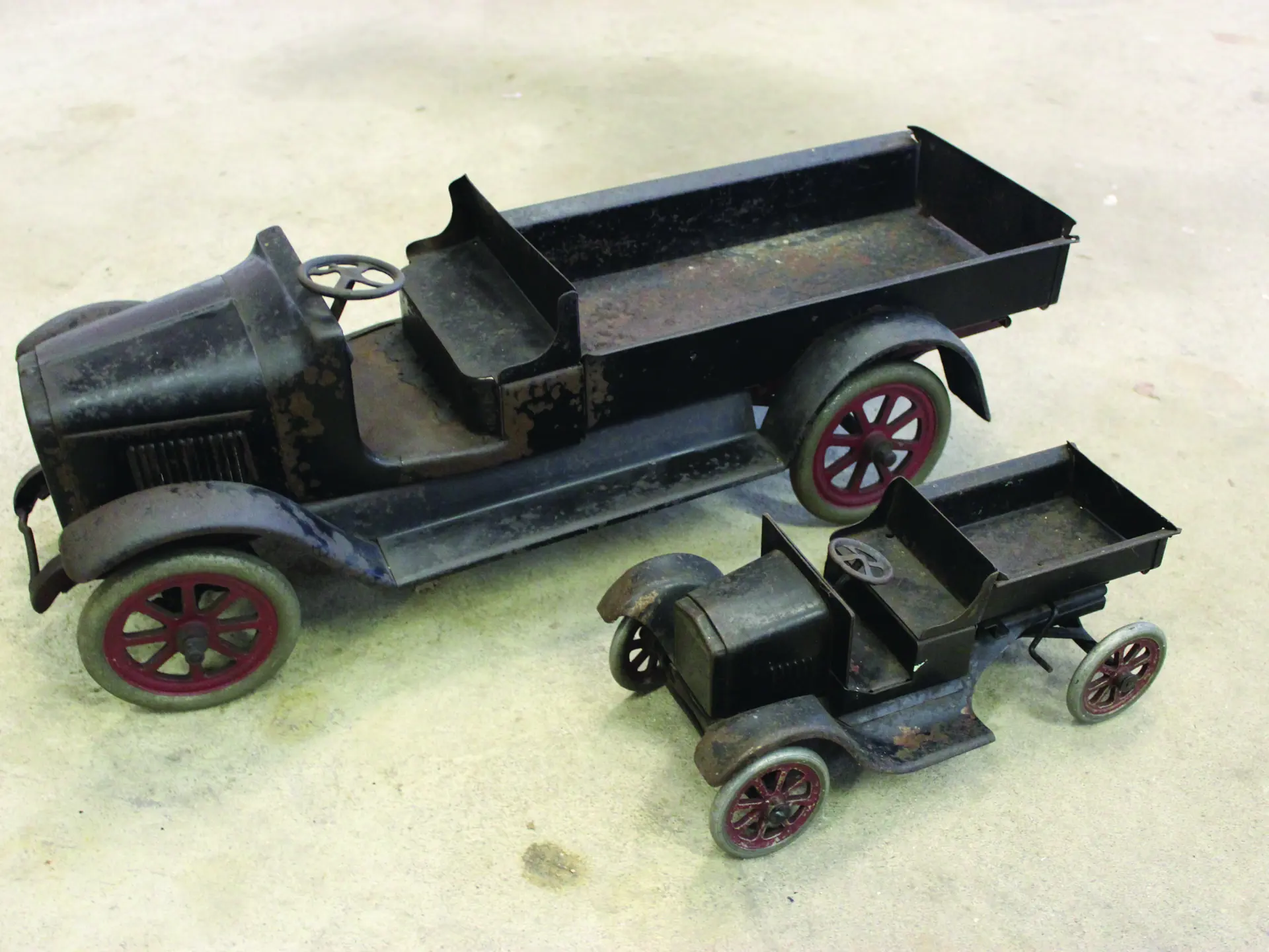 Group of 2 Buddy L trucks Auburn Fall 2017 RM Sotheby's