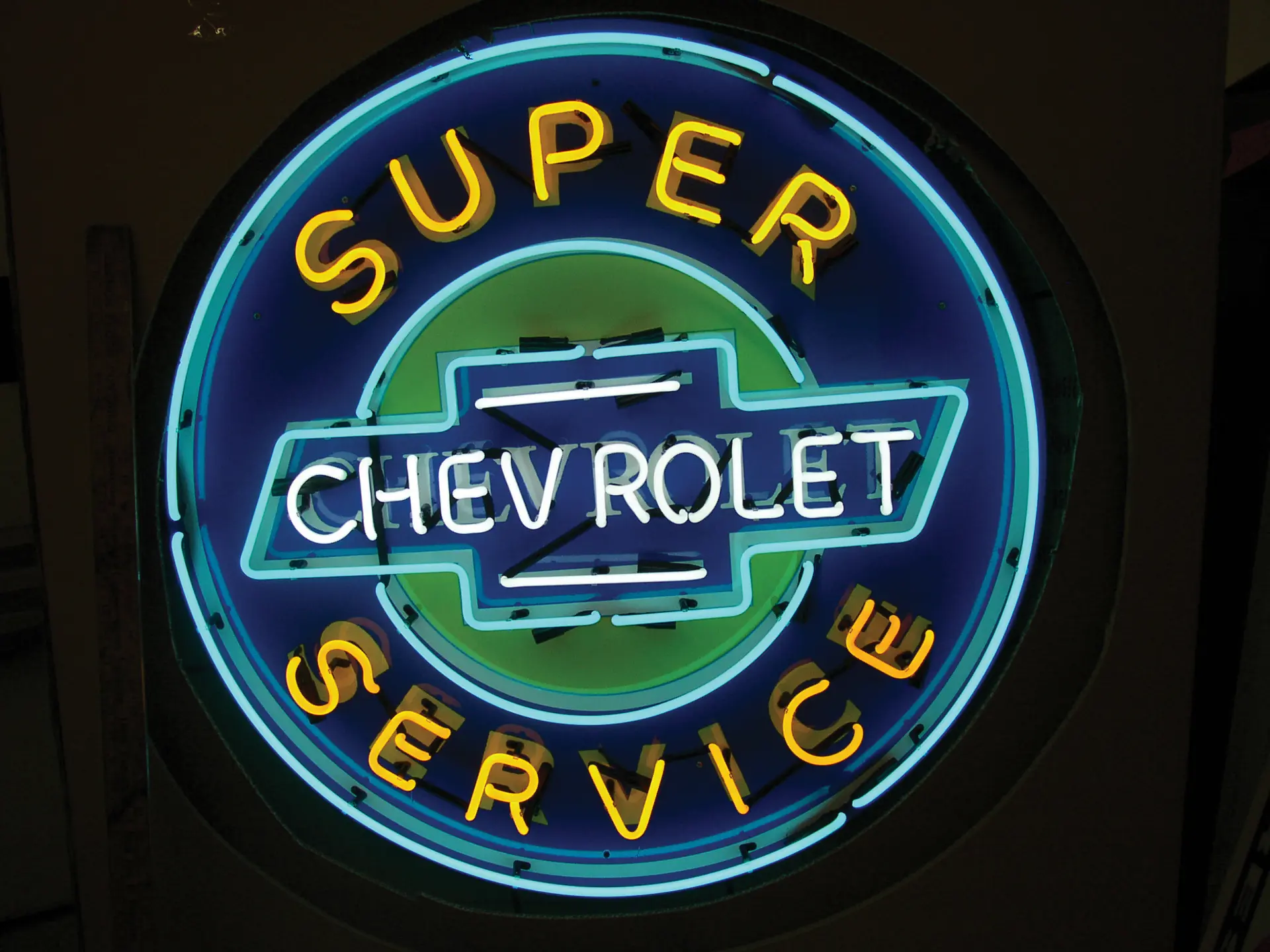 Chevrolet Super Service Reproduction Neon Sign Auburn Fall 2018 RM