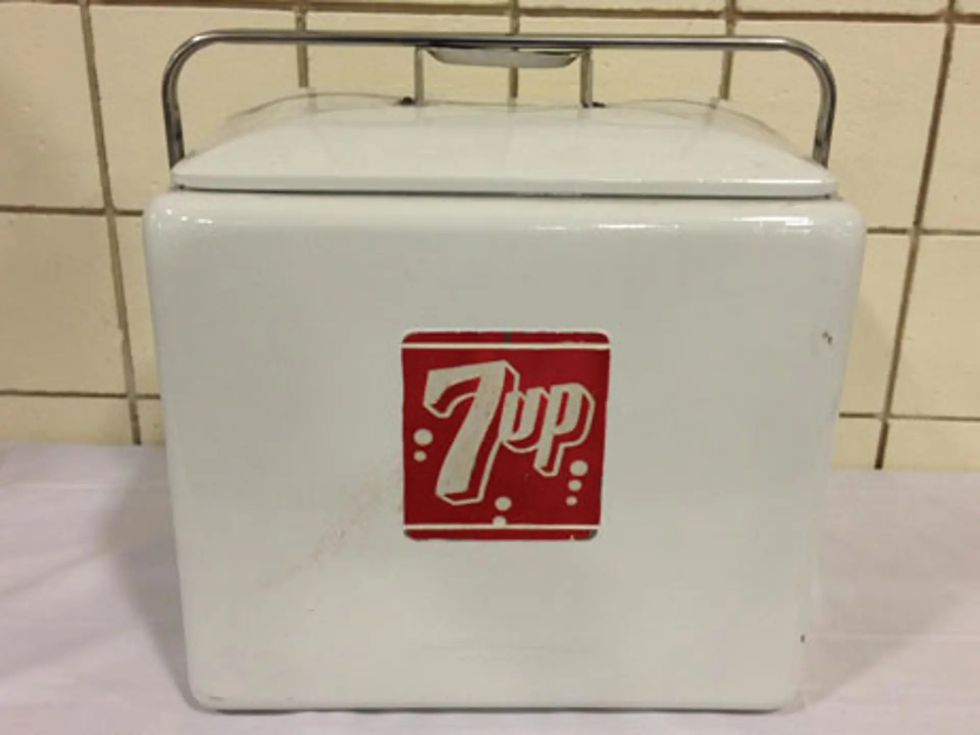 7 up Cooler Fort Lauderdale 2013 RM Sotheby's