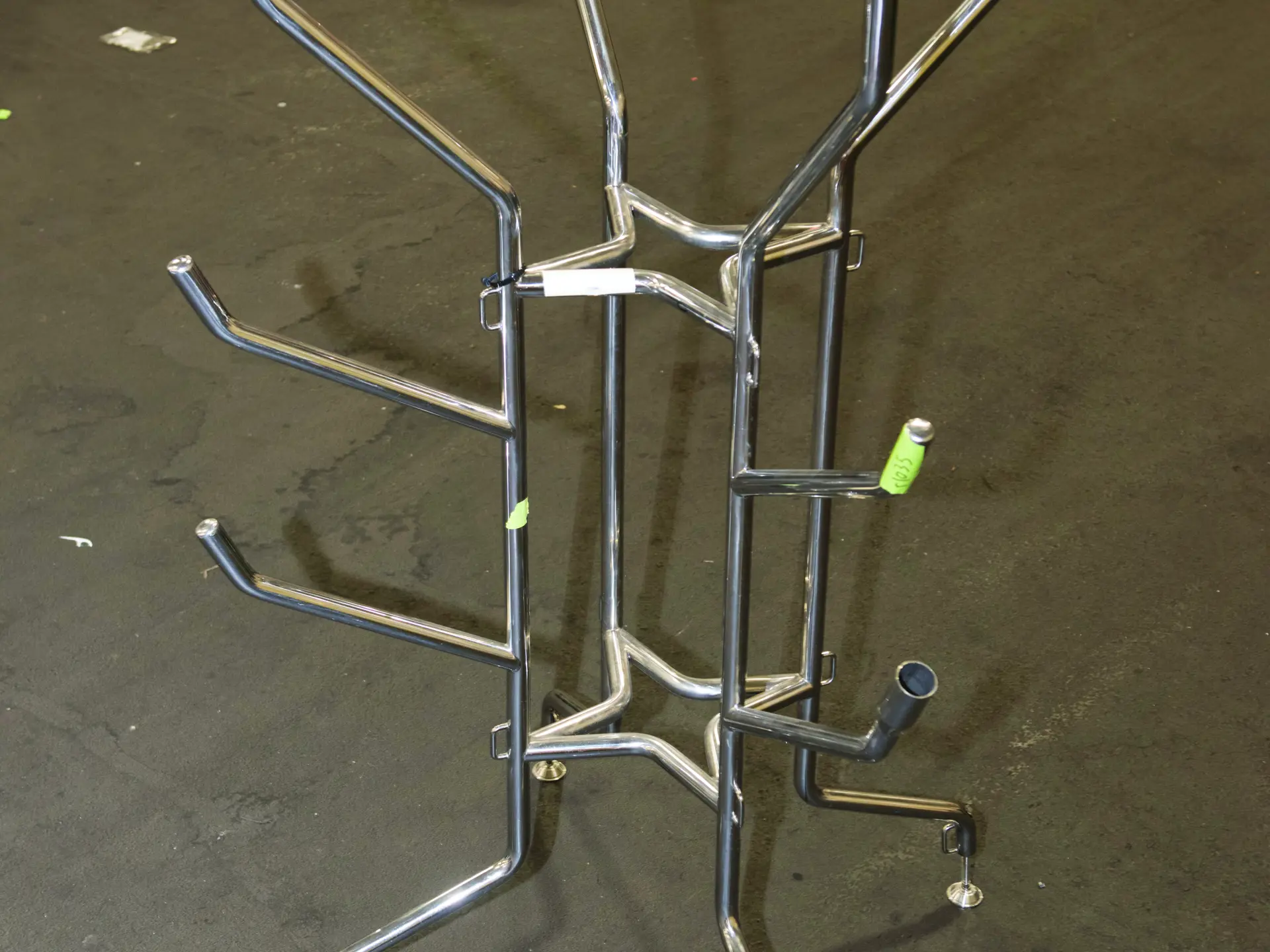 SimTech Le Mans Nitrogen Bottle Holder Auburn Spring 2017 RM Sotheby's