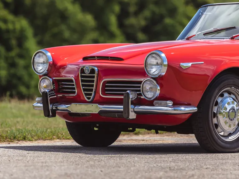 1963 Alfa Romeo 2600 Spider | RM Sotheby's | Photo: @vconceptsllc | Teddy Pieper