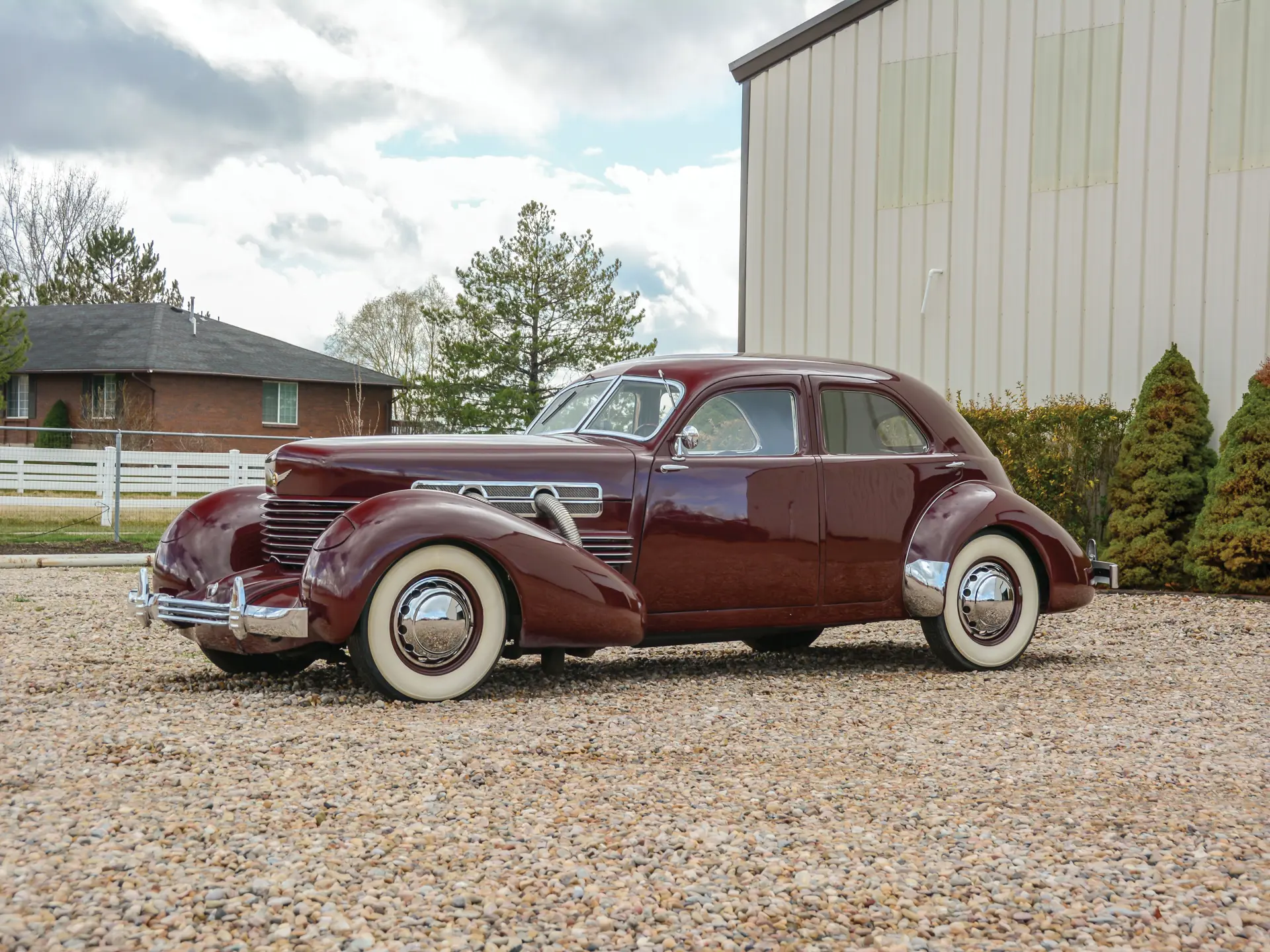 1937 Cord 812 'Armchair' Beverly | Auburn Spring 2018 | RM Sotheby's