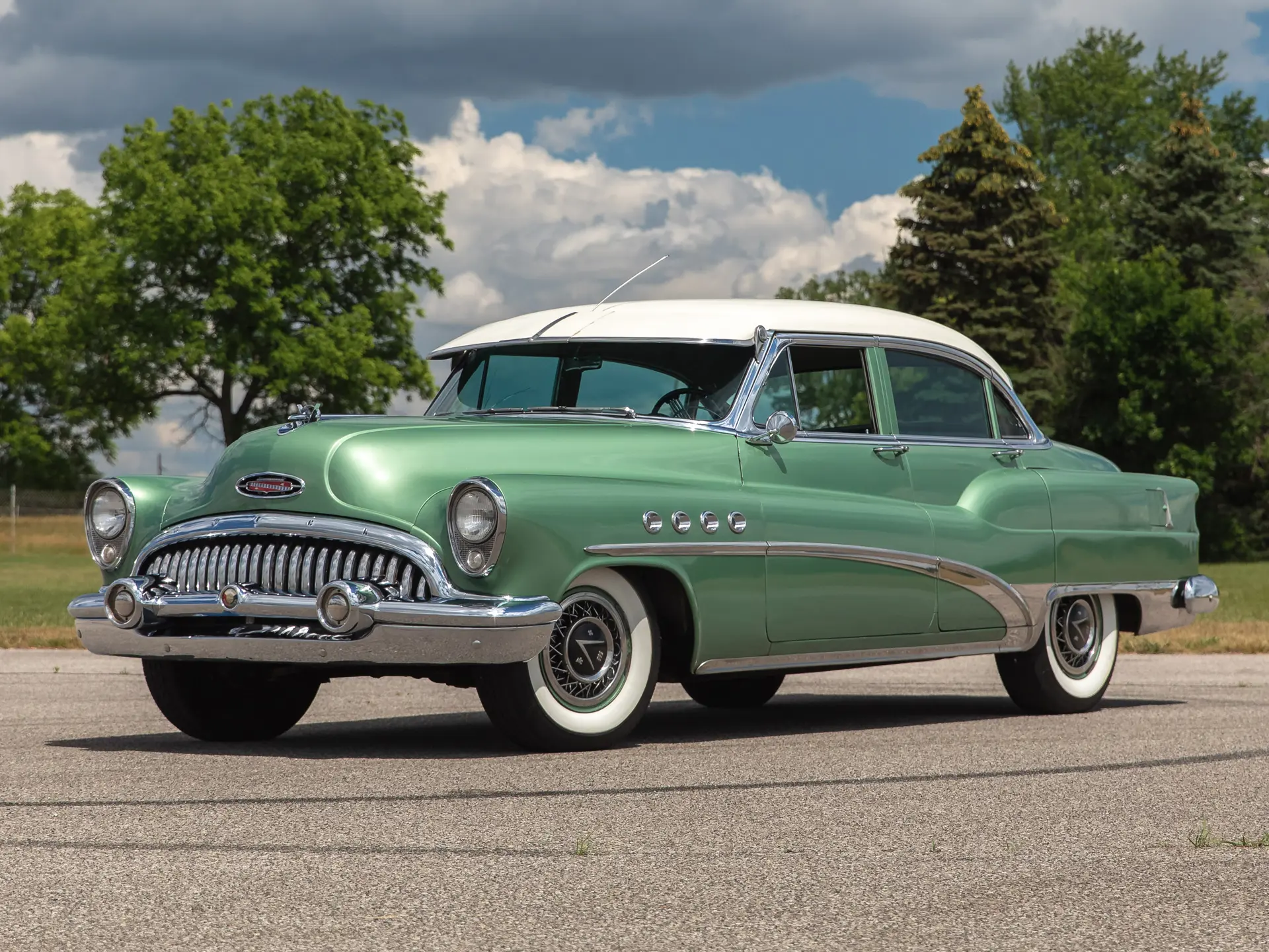 1953 Buick Roadmaster Sedan | Auburn Fall 2021 | RM Sotheby's