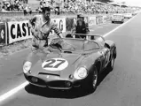 Chassis no. 0798 as seen prior to the start of the 1962 224 Hours of Le Mans.
