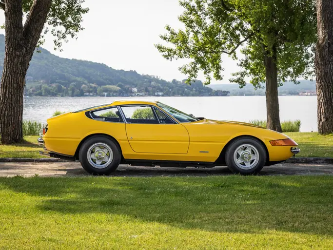 1973 Ferrari 365 GTB4 Daytona Berlinetta by Scaglietti available at RM Sothebys Milan Live Auction 2021