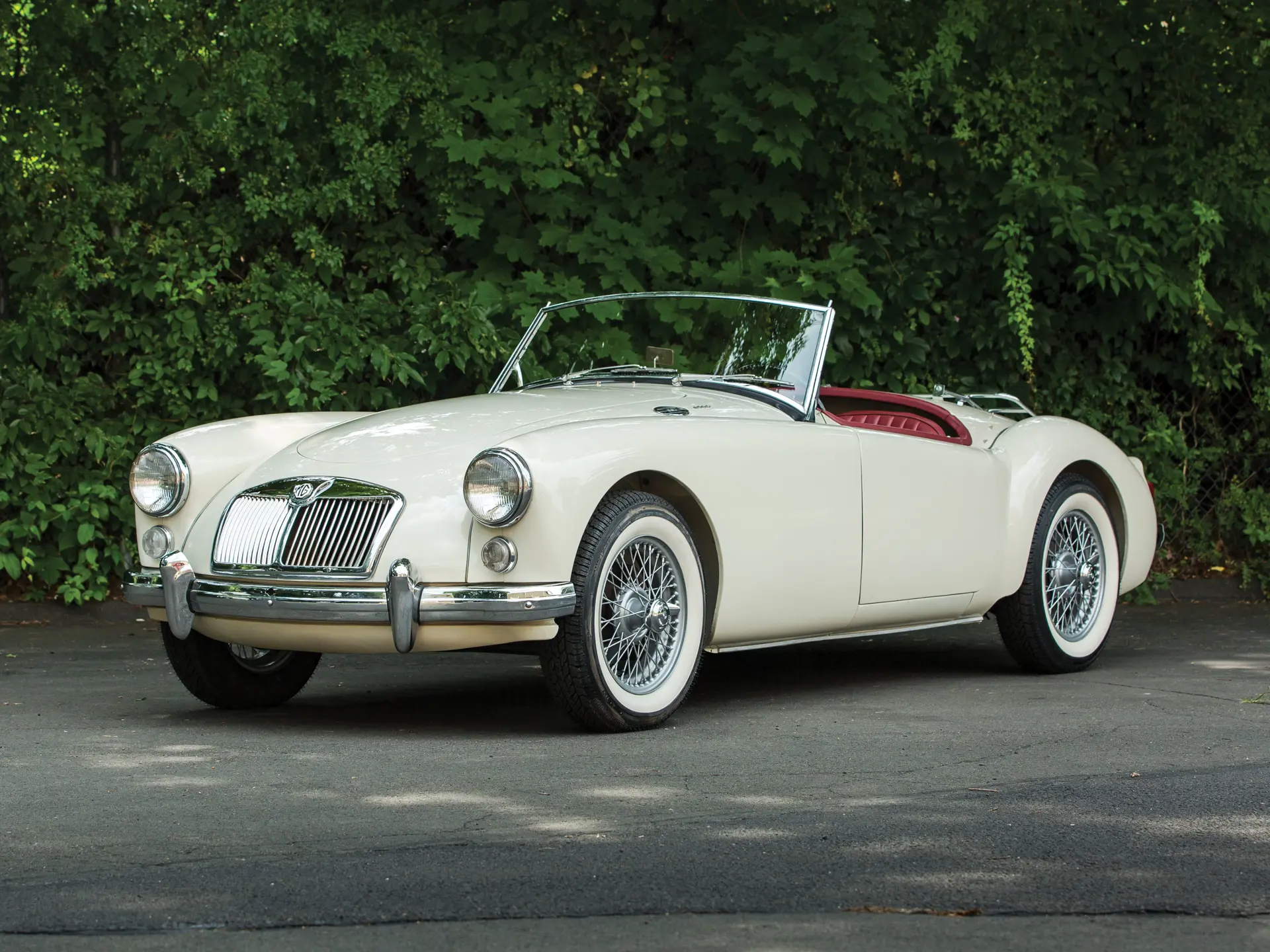 1960 MG MGA 1600 | Auburn Fall 2015 | RM Sotheby's