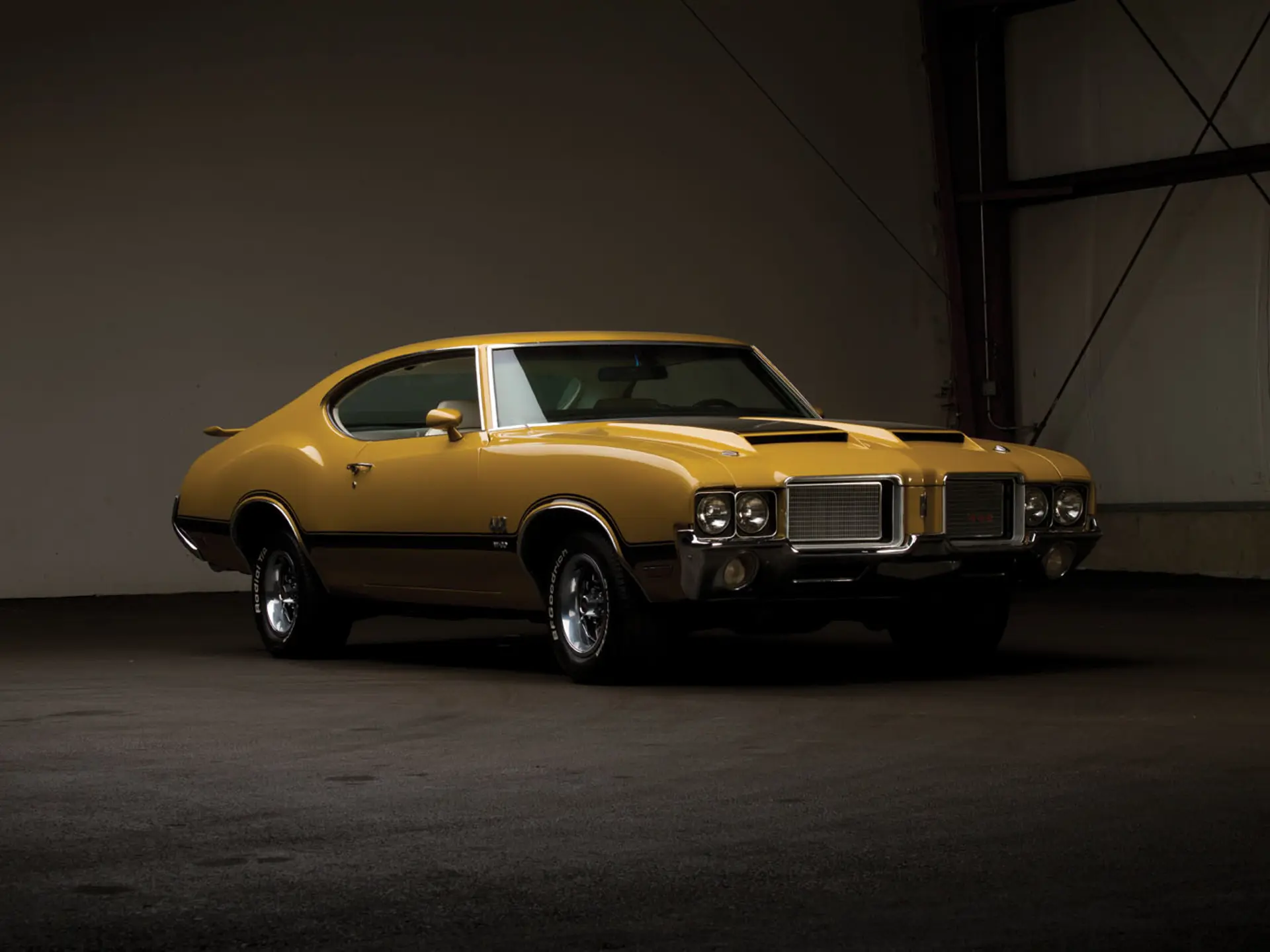 1972 Oldsmobile 4-4-2 W-30 