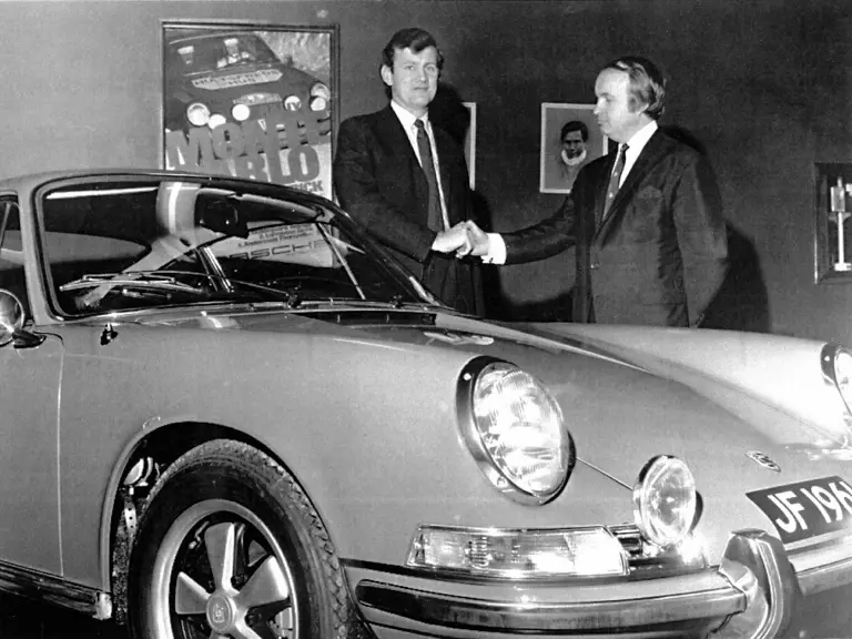 John Fitzpatrick taking delivery of his new 911E in 1971.