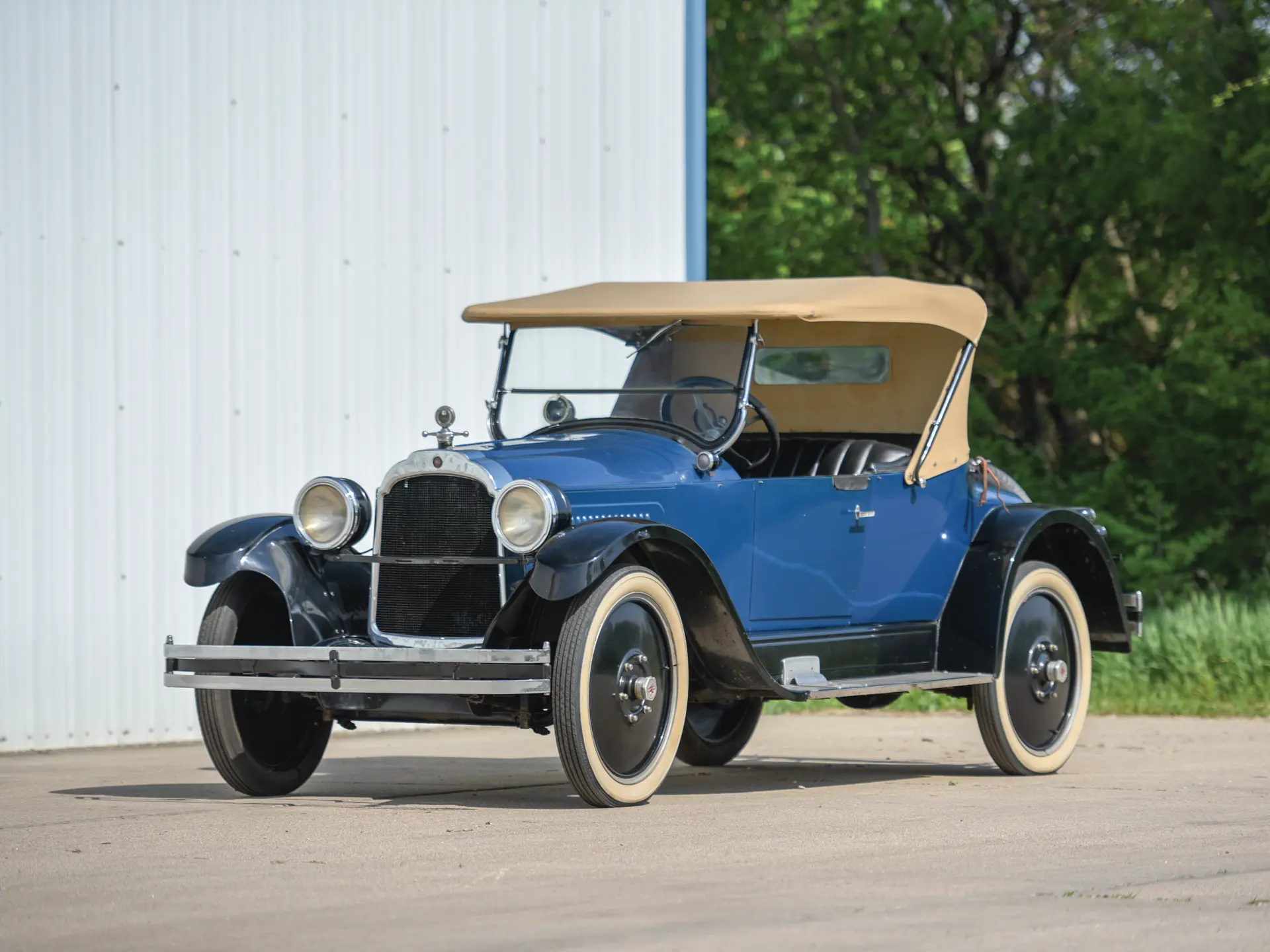 1923 Willys-Knight Model 64 Roadster | Hershey 2019 | RM Sotheby's