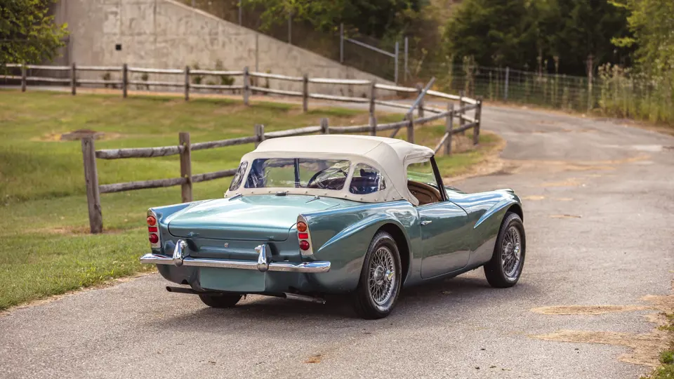 1963 Daimler SP250 Conv | RM Sotheby's | Photo: Teddy Pieper - @vconceptsllc