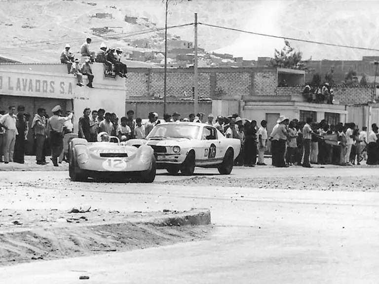 This GT350 R during its time competing in Peru.