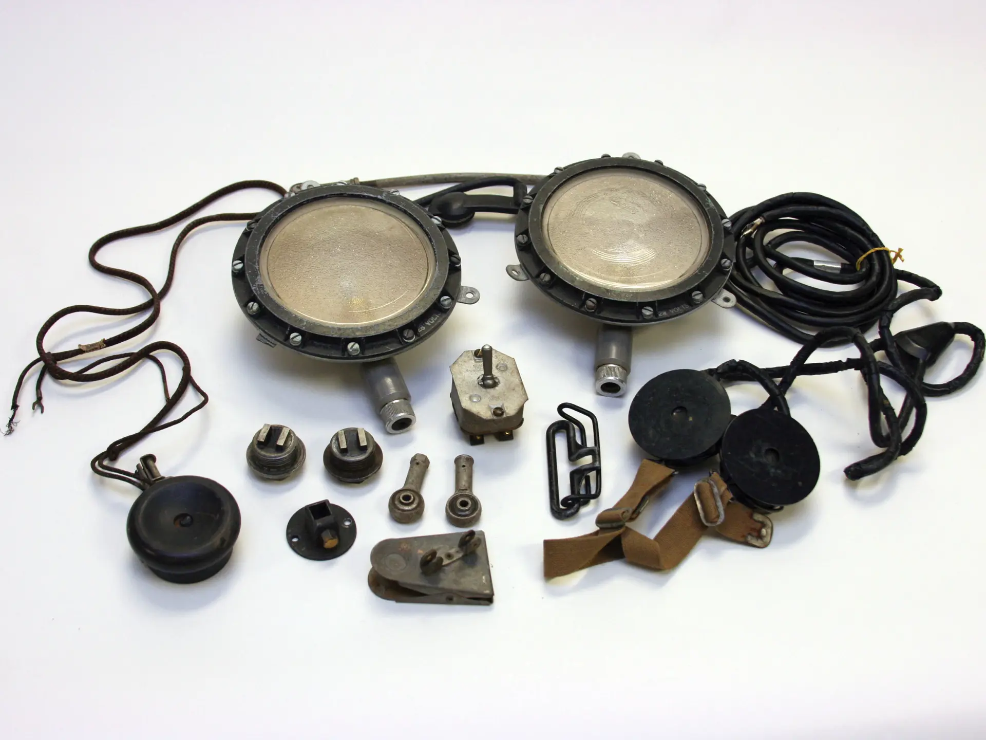 Two B-29 Bomb Bay Lights (28 volts) and Miscellaneous Gear | The ...