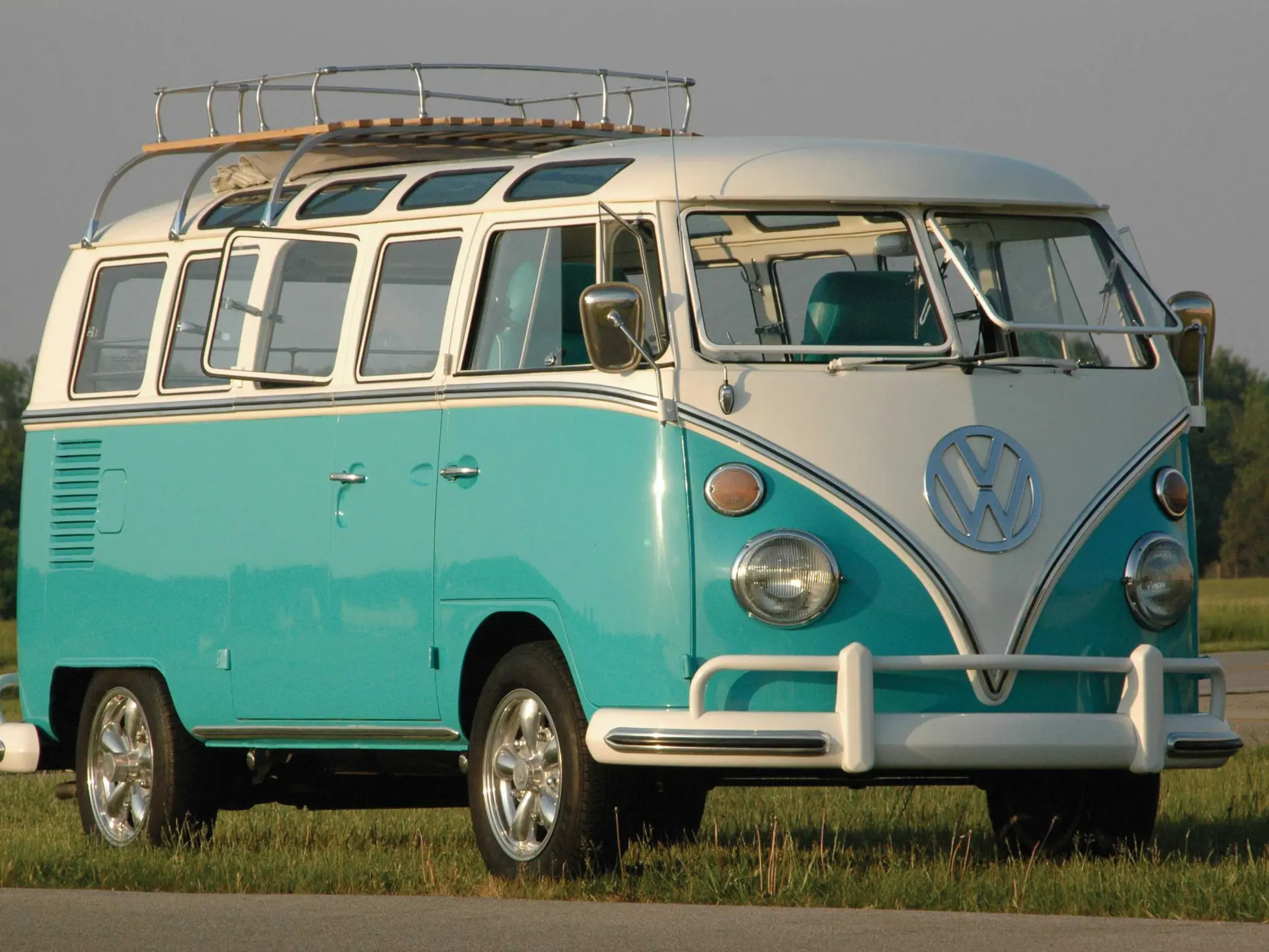 1967 Volkswagen Type II Deluxe 21-Window Microbus | Monterey Sports ...