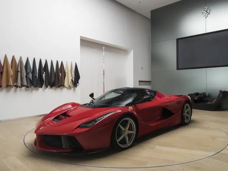 Ferrari LaFerrari AV1