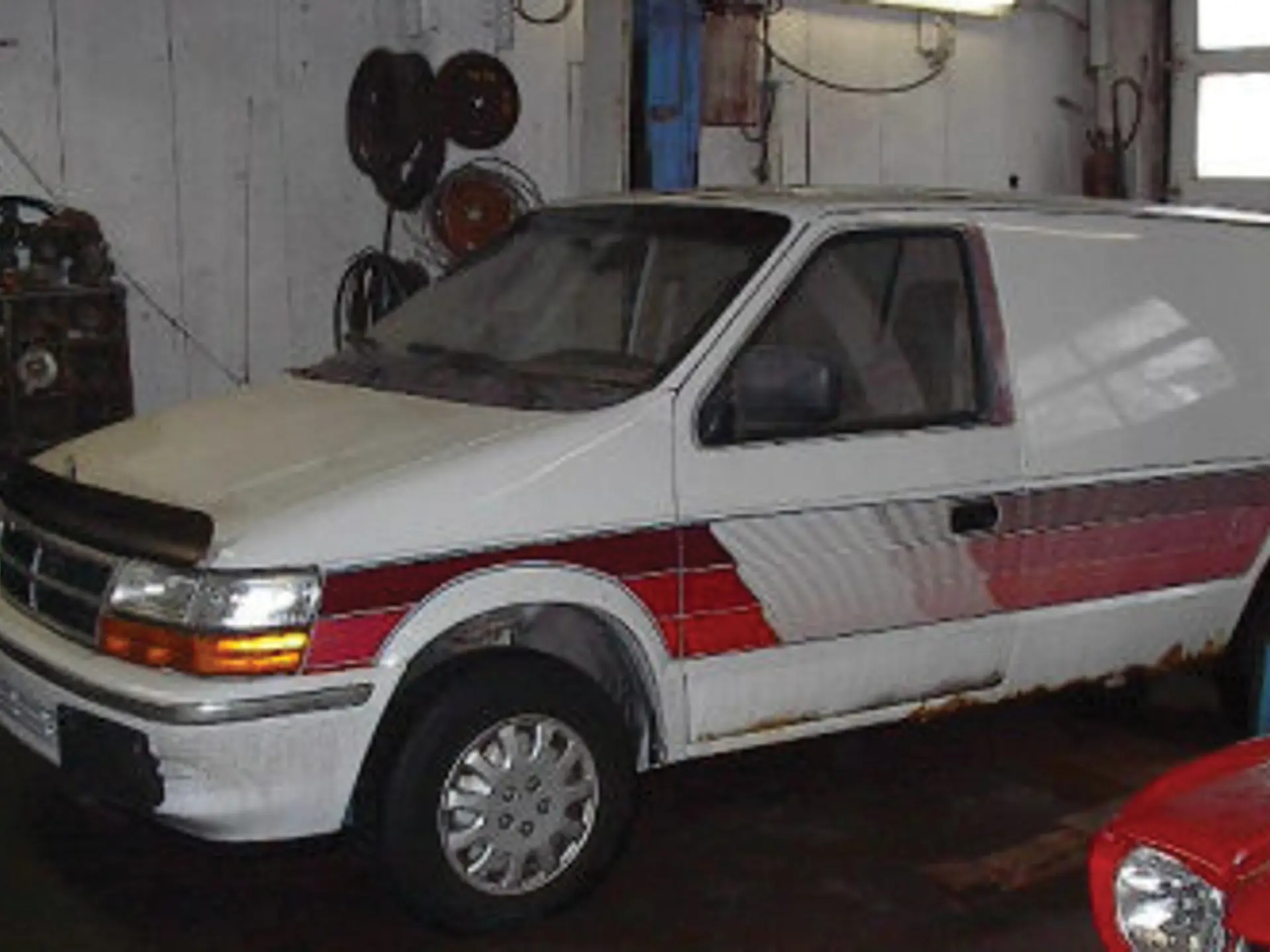 1992 Dodge Caravan Cargo Van 