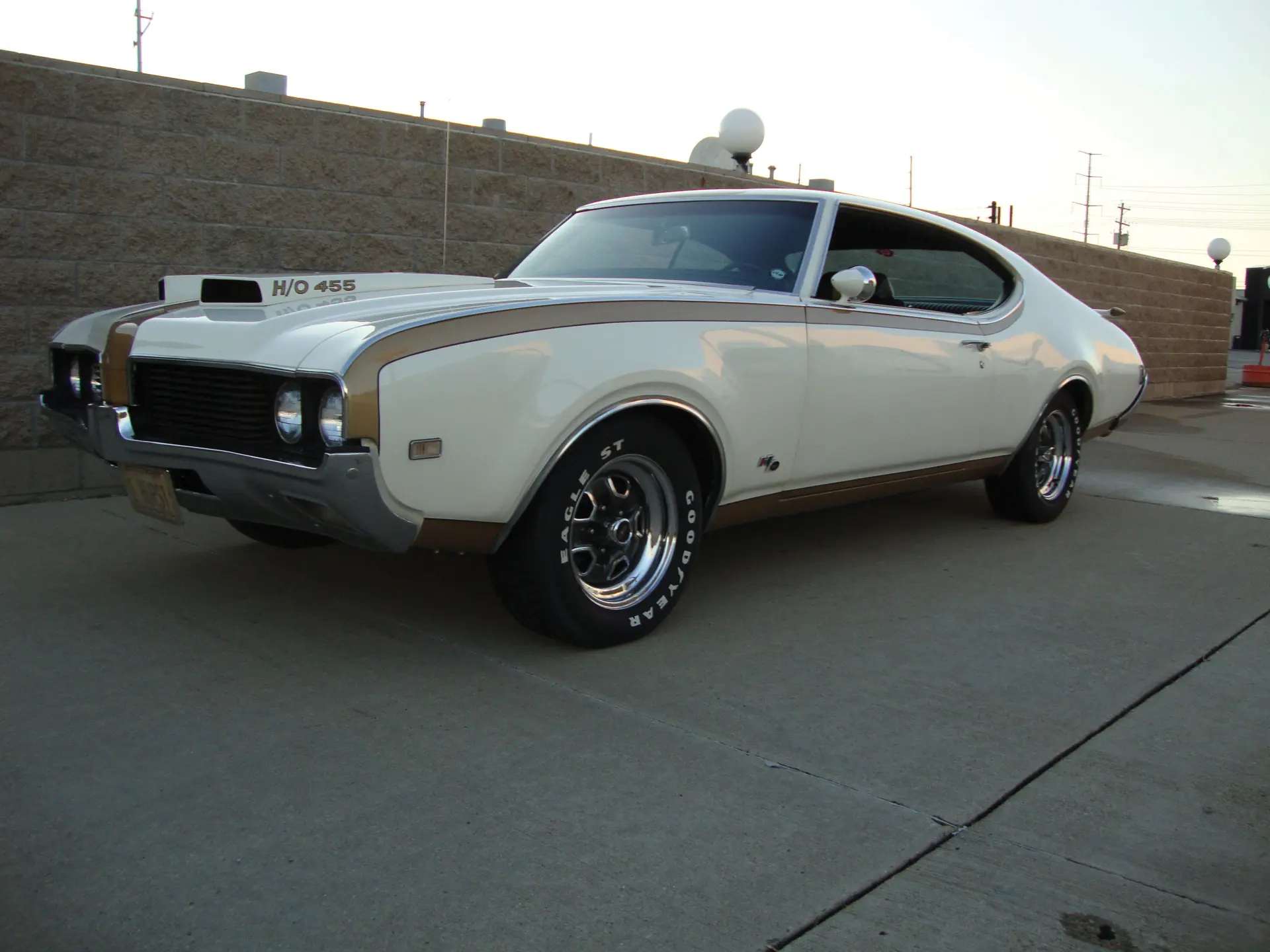 1969 Oldsmobile Hurst 4-4-2 | Auburn Fall 2015 | RM Sotheby's