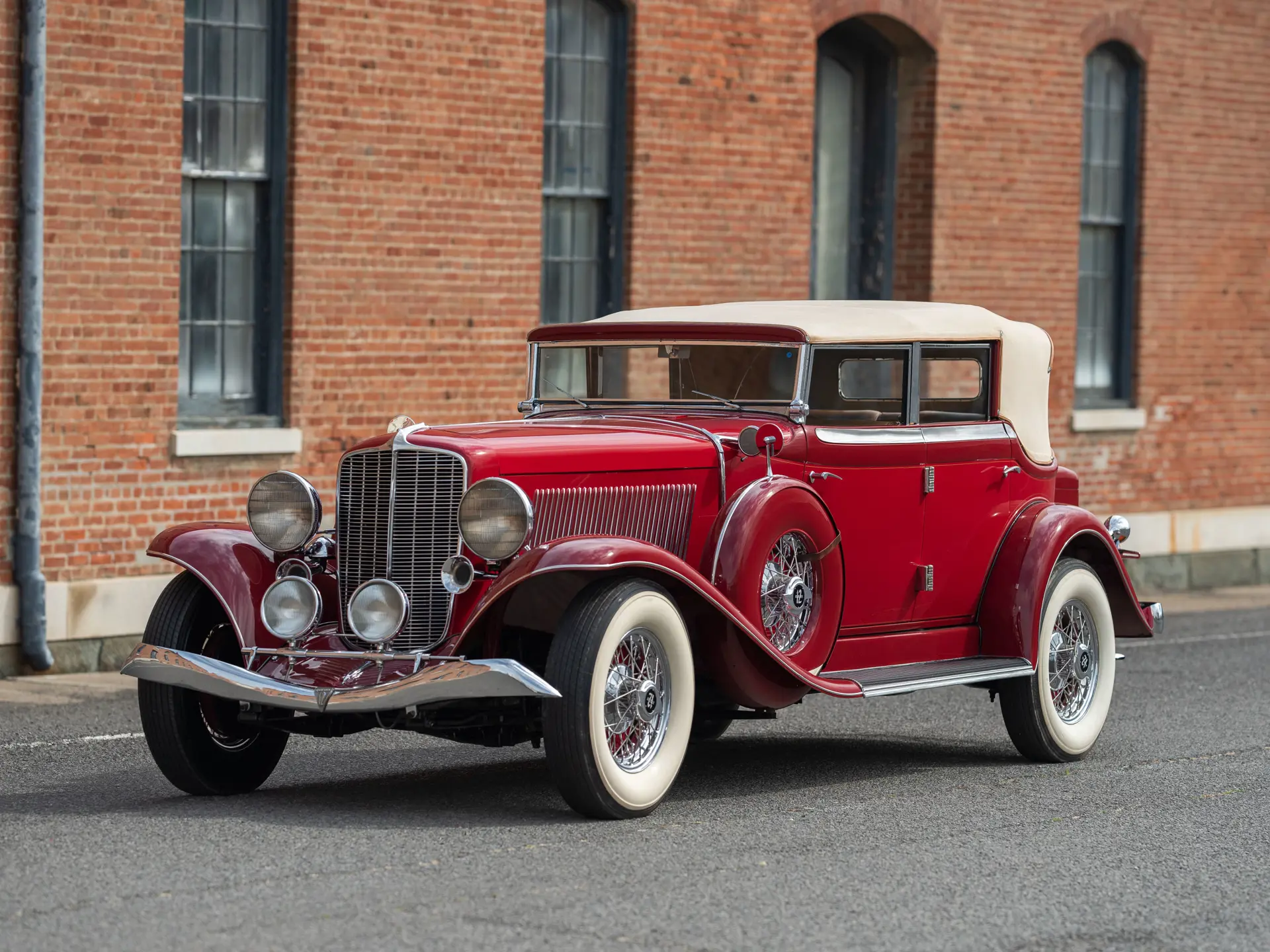 1934 Auburn 1250 Salon Phaeton Sedan | Monterey 2022 | RM Sotheby's