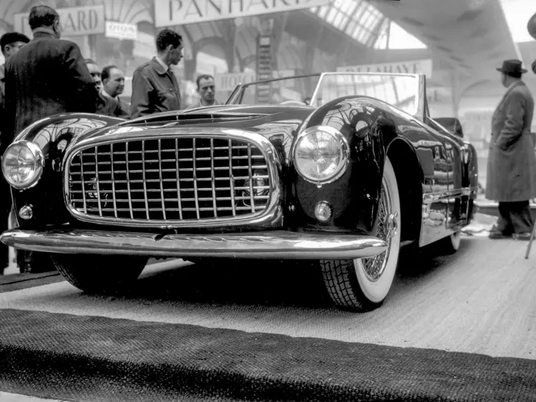 The T26’s final appearance in period on the Franay stand at the 1953 Paris Salon.