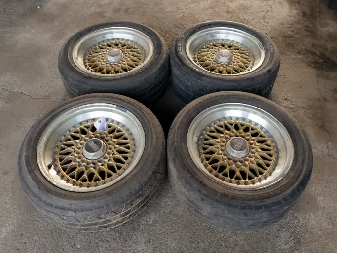 JY24 N1674 000