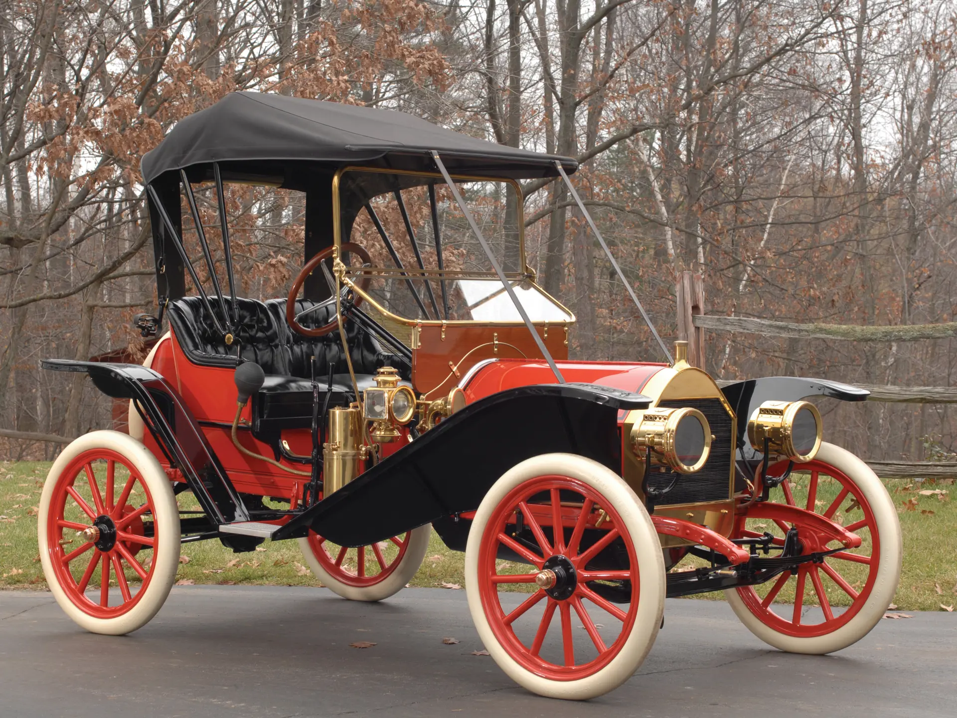 1910 Hupmobile Model 20 Runabout | The McMullen Collection | RM Sotheby's