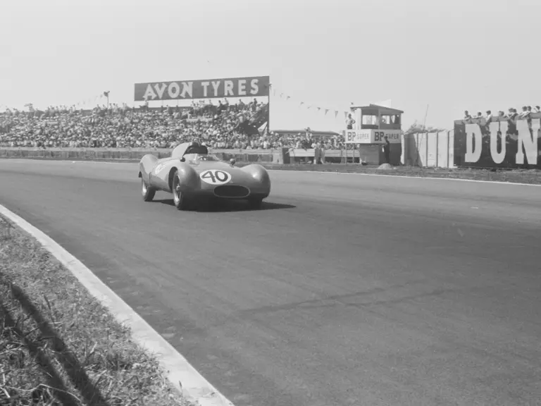 Jack Brabham and the T40 at the 1995 British Grand Prix at Aintree.