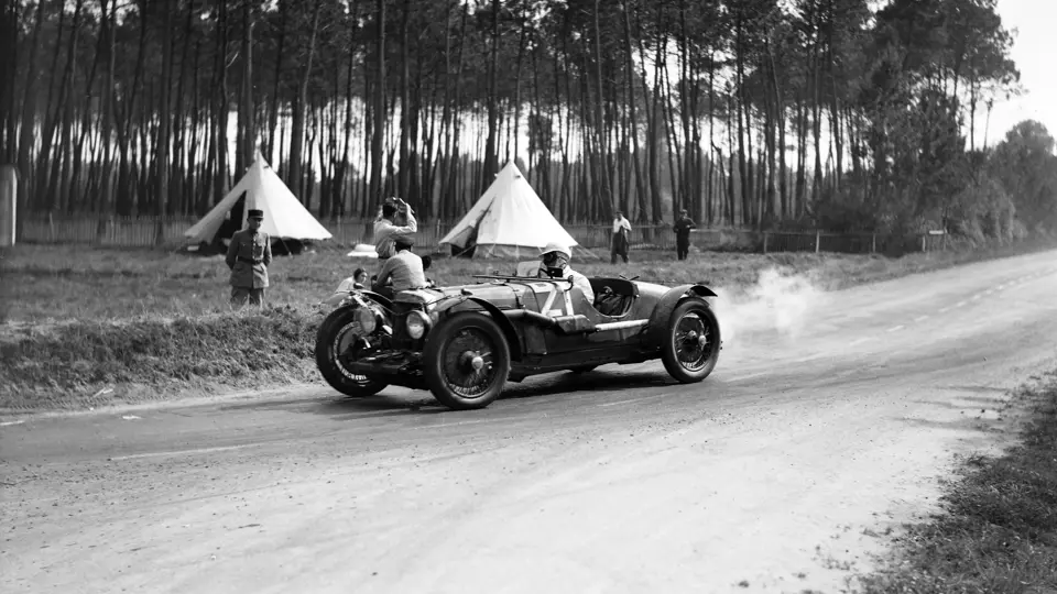 The Aston Martin LM8 went on to finish 3rd in its class at the 1932 24 Hours of Le Mans.