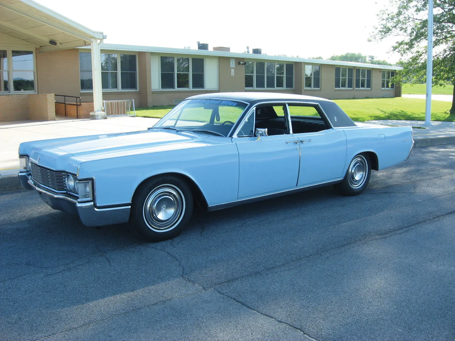 1968 Lincoln Continental 