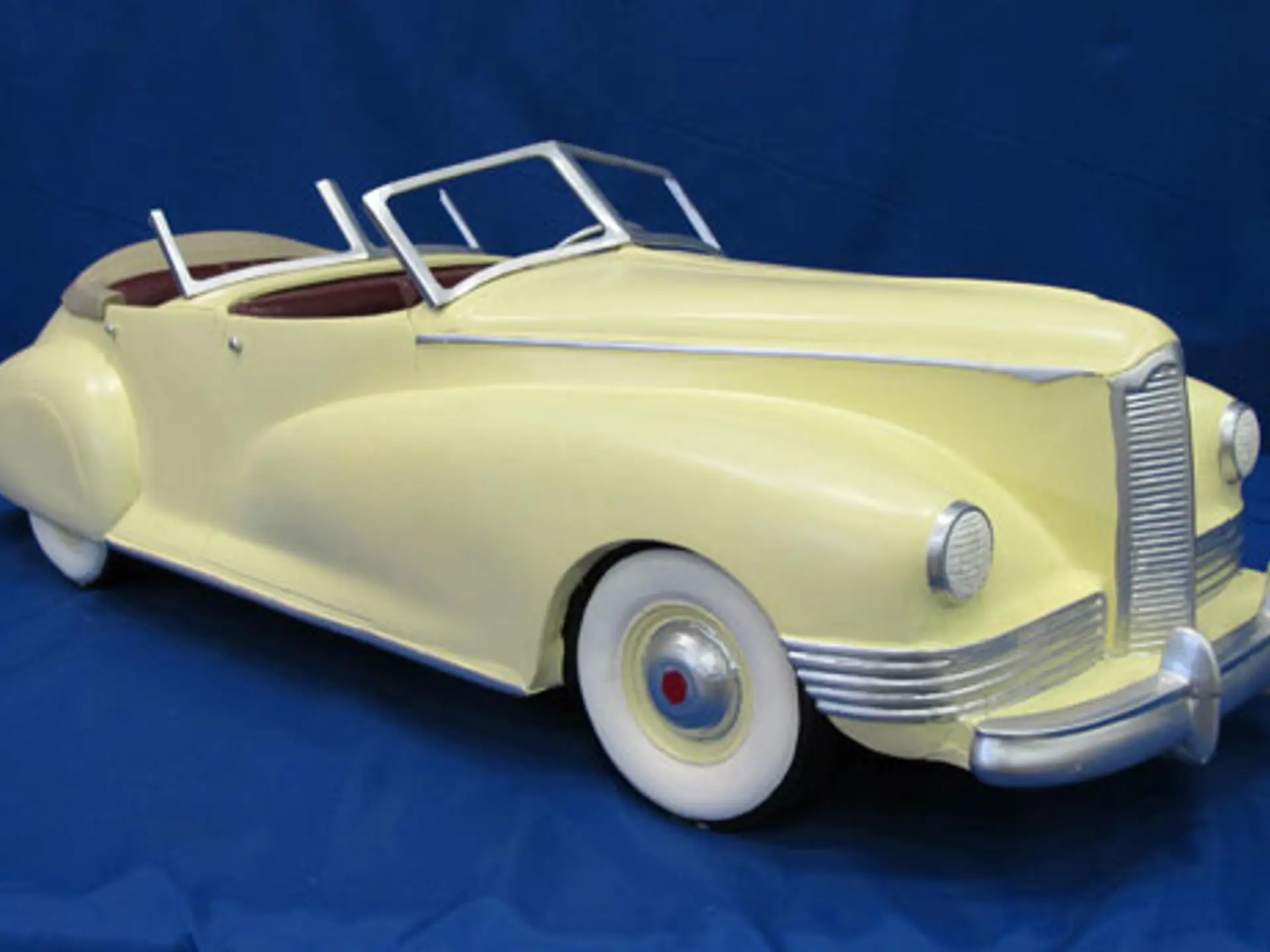 1942 Packard Custom Super Clipper Dual Cowl Convertible 31