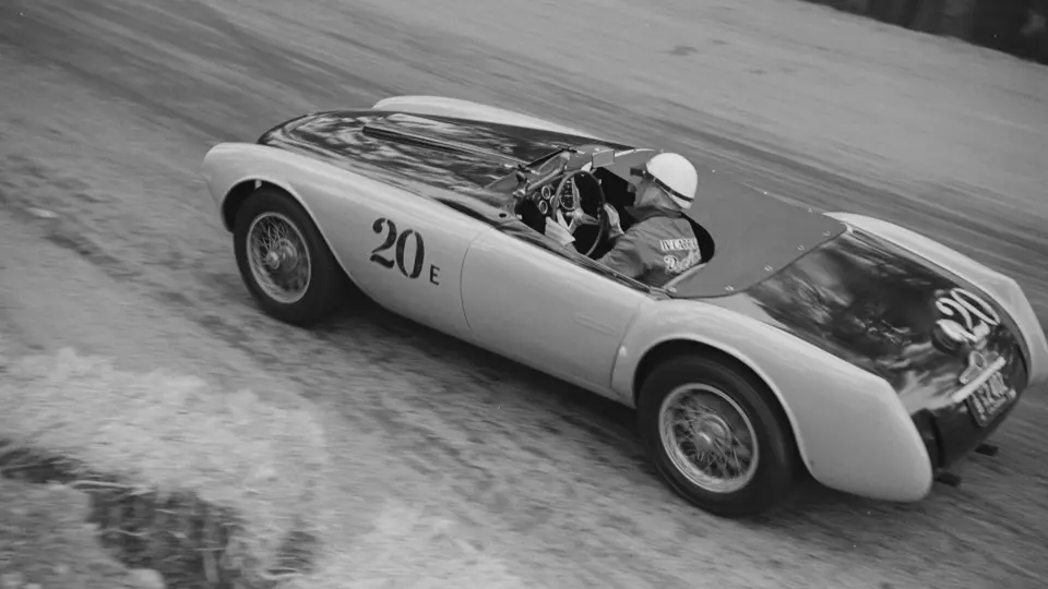 Ernie McAfee drives the Siata at the 1954 SCCA National Pebble Beach, later finishing 13th overall.