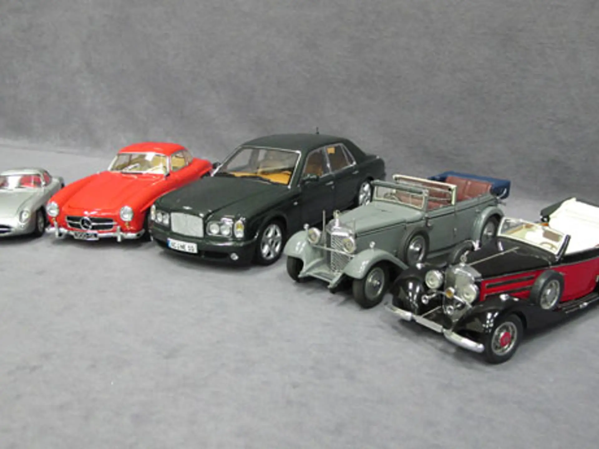 Two (2) 1/18 Scale and Three (3) 1/24 Scale Pauls Model Art Cars