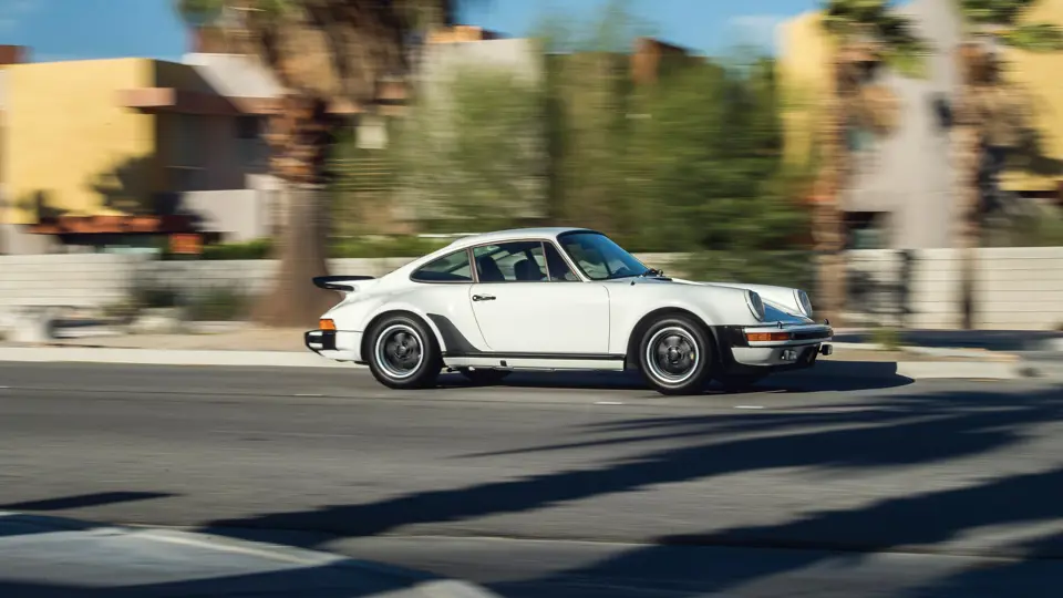 1975 Porsche 911 390 Turbo

Photo: James Lipman