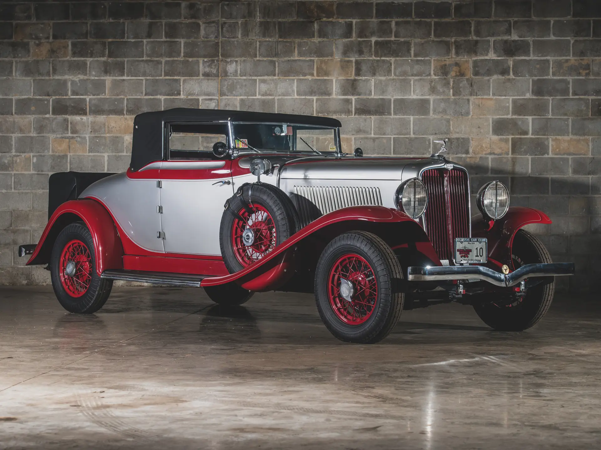 1932 Auburn Eight Custom Cabriolet | The Guyton Collection | RM Sotheby's