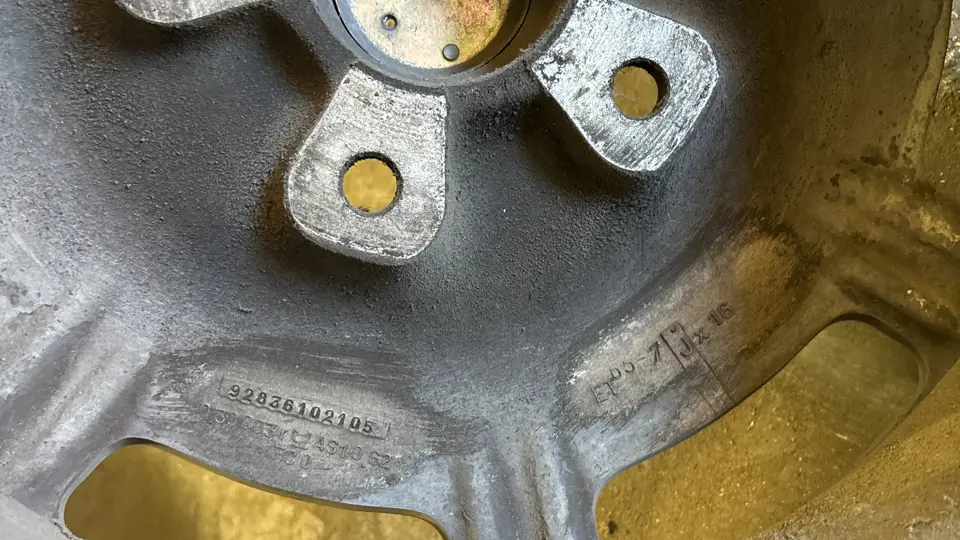 Four 16-Inch Porsche 928 Wheels | The Junkyard: Online | RM Sotheby's