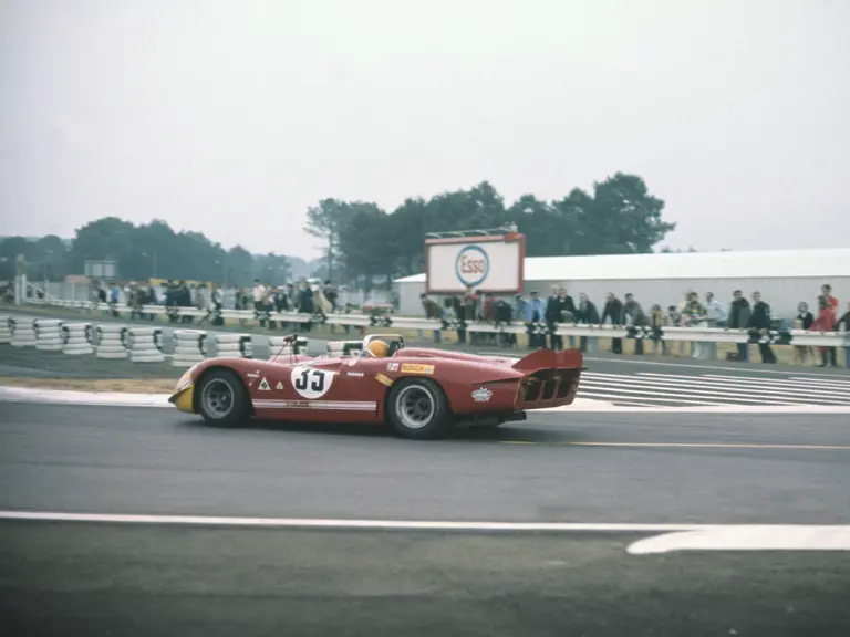 Autodelta fielded a pair of Alfa Romeo Tipo 33/3 at the 1970 24 Hours of Le Mans. The car driven by Stommelen and Galli wore the race number “35” and completed 220 laps.